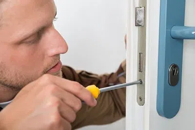 Super Locksmith Services Miami, FL 305-894-5981 - 29-3